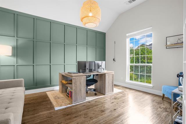 Building Photo - 853 Field Crossing