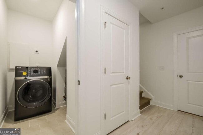 Building Photo - 514 Alice Wy