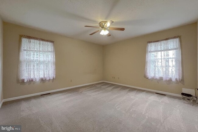 Building Photo - 109 Morris Dr