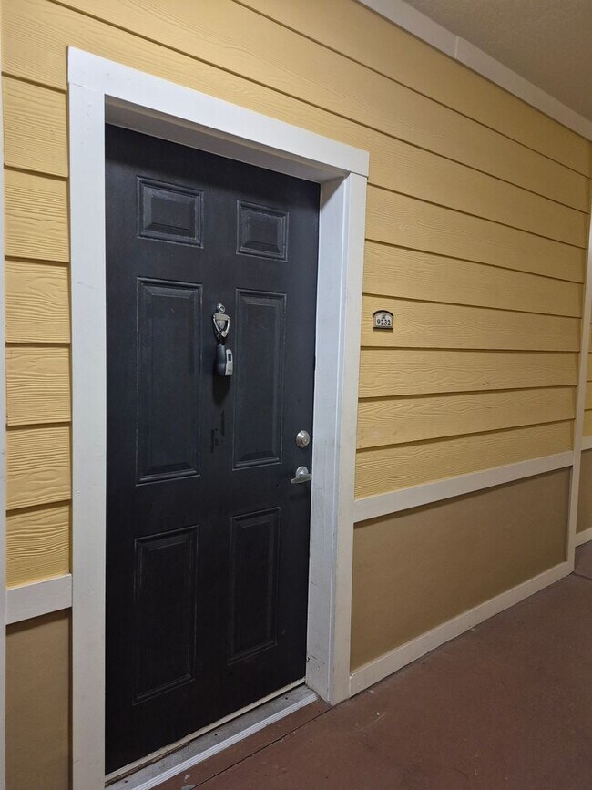 Building Photo - It's a lifestyle!