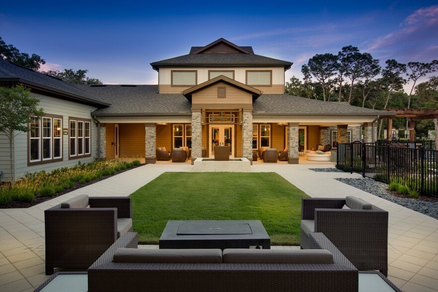 Building Photo - Brookview at Citrus Park