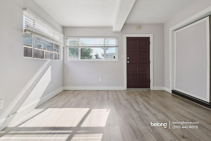 Building Photo - 8630 Stanmoor Dr