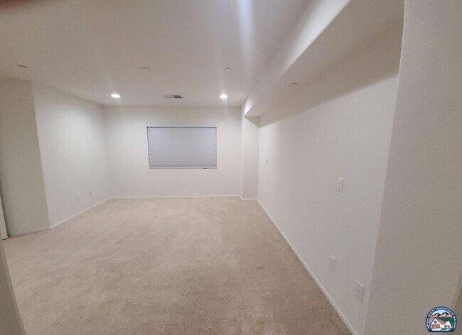 Building Photo - 655 Las Dunas St