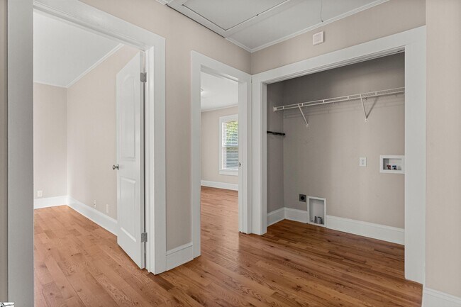 Building Photo - 309 Briarcliff Dr
