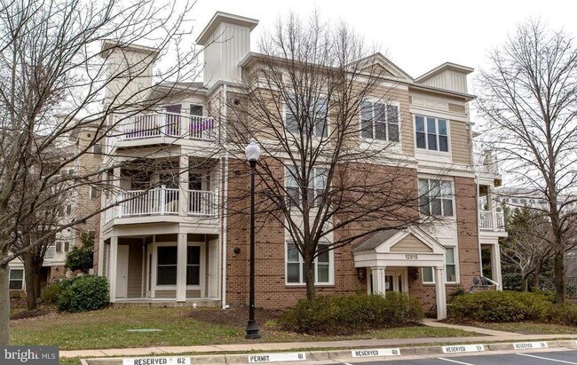 Building Photo - 12915 Alton Square