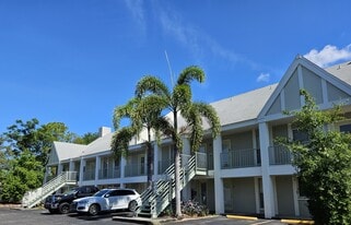 Building Photo - Westhaven Residence