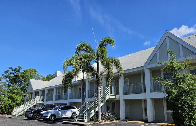 Building Photo - Westhaven Residence