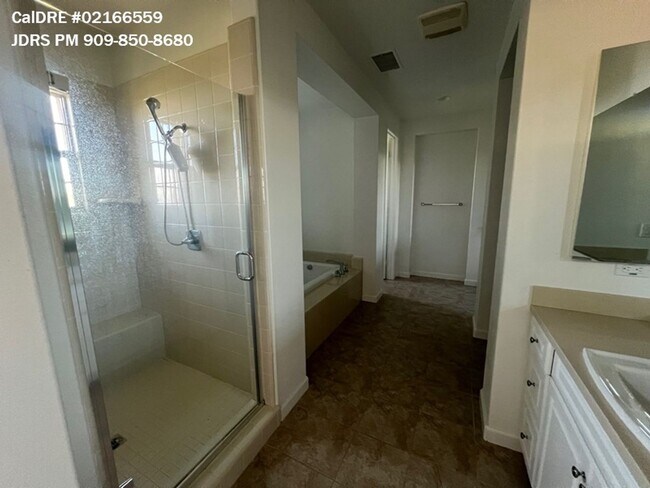 Building Photo - Chino Hills 3 Bedroom Condo