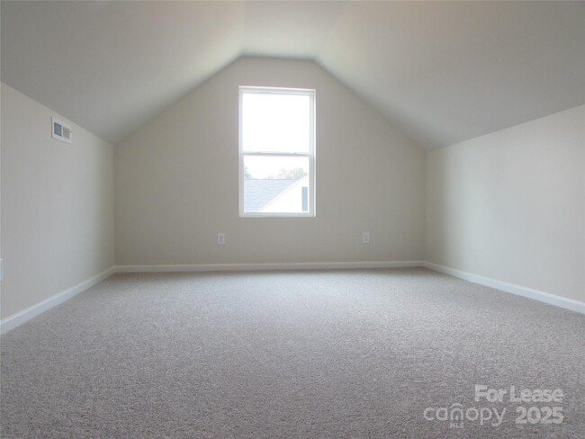 Building Photo - 1385 Amberlight Circle