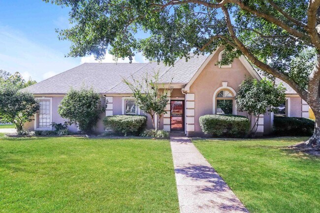 Primary Photo - 1261 Fox Trace Dr