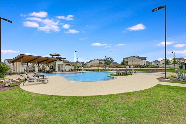 Building Photo - 4902 Seadrift Dr