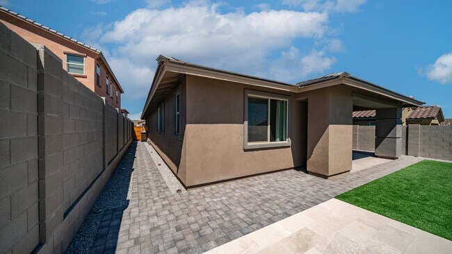 Building Photo - Vistancia High Point Home