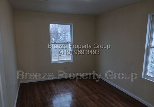 Building Photo - 524 Nova St