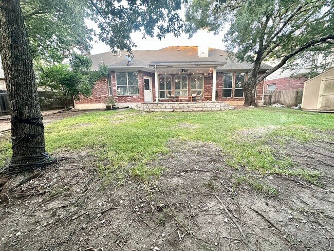 Building Photo - 10304 Peekston Dr