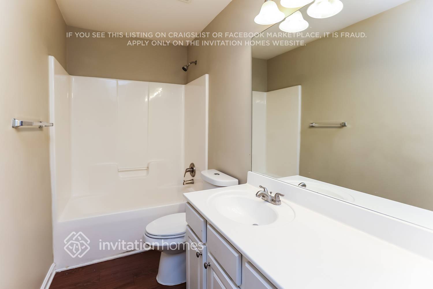 Building Photo - 3100 Delacorte Dr