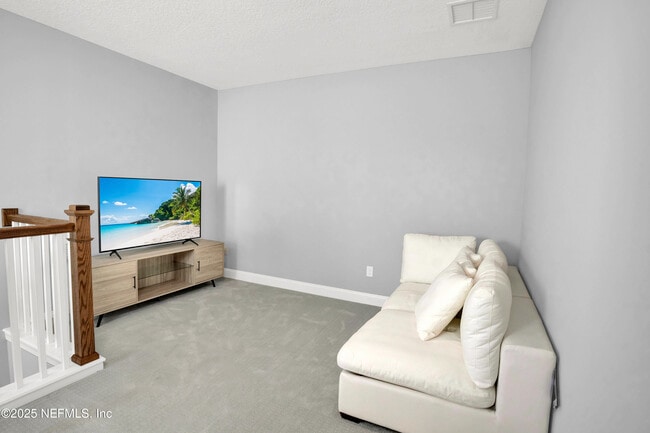 Building Photo - 176 Settler's Landing Dr