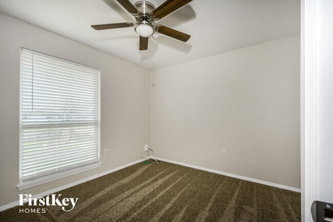 Building Photo - 16882 Paradise Peak Cir