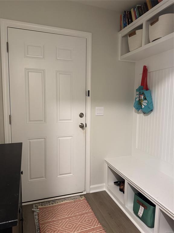 Building Photo - 424 Kohn Dr