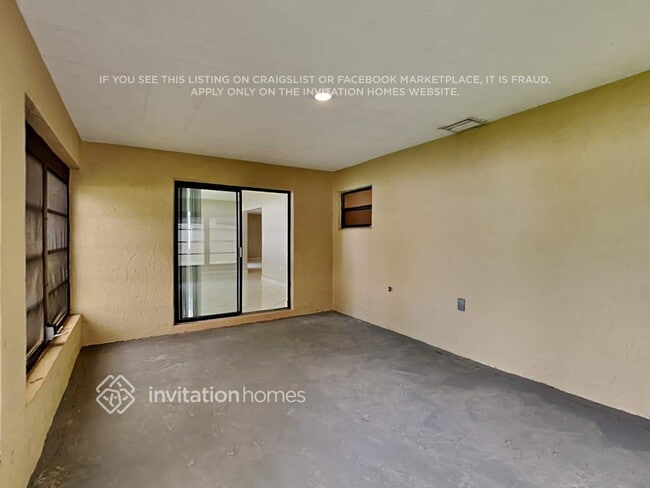 Building Photo - 438 Belmont Ave