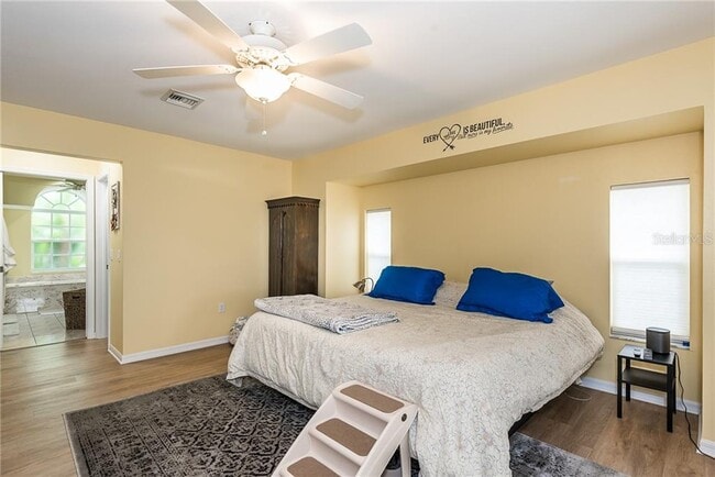 Building Photo - 7557 S Blue Sage