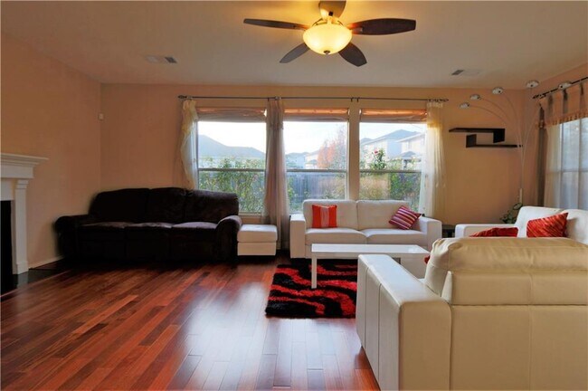 Building Photo - 11008 Crazy Well Dr