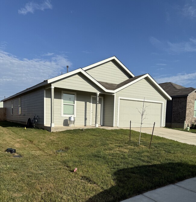 Building Photo - 9144 Luciano Pl