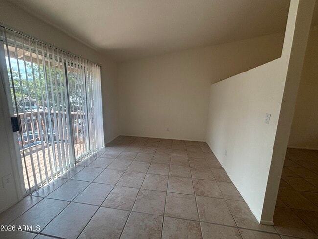 Building Photo - 1200 Lanny Ave