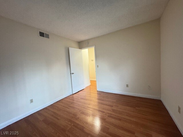 Building Photo - 3912 Irongate Ct