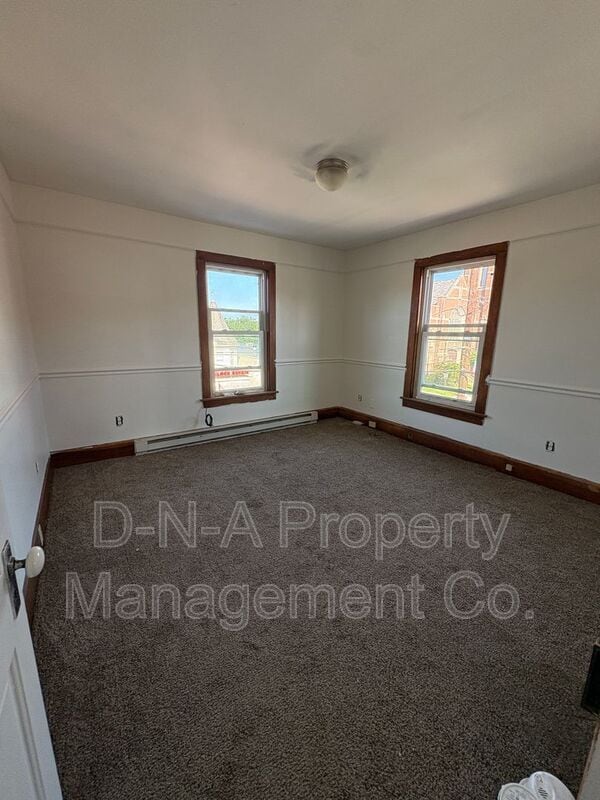 Building Photo - 118 S Courtland St