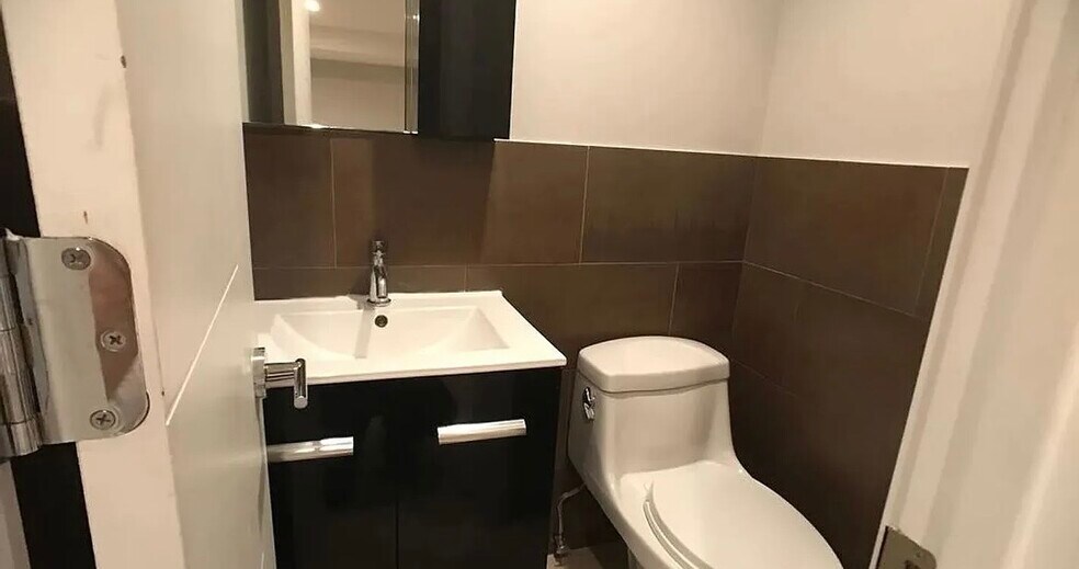 Building Photo - 43 Bushwick Ave