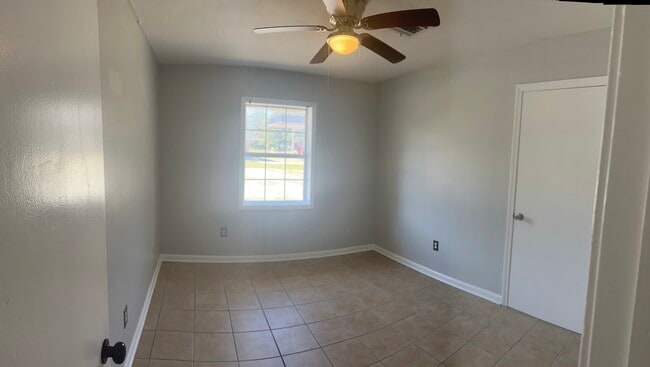 Building Photo - Savoy apartments