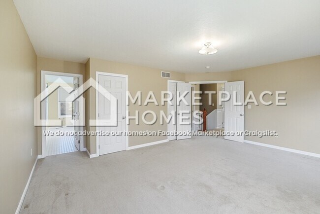 Building Photo - 226 Morning Grove Ln