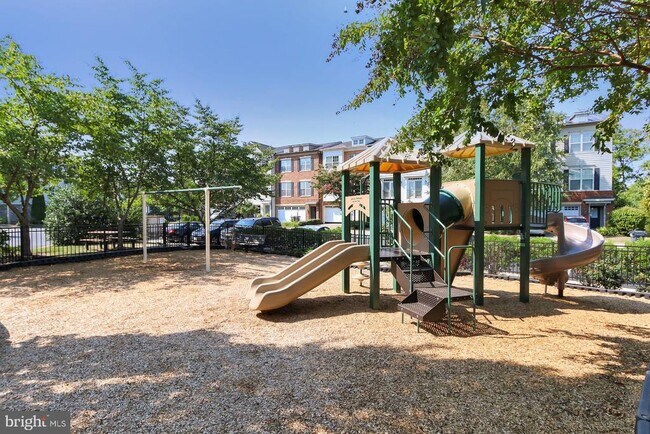 Building Photo - 22219 Falling Terrace