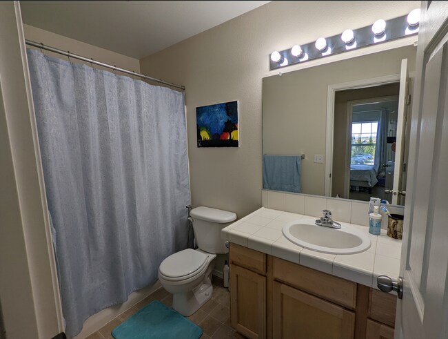 Building Photo - 1239 SW 175th Ave