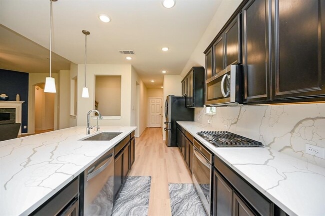 Building Photo - 27915 Crosswater Ln