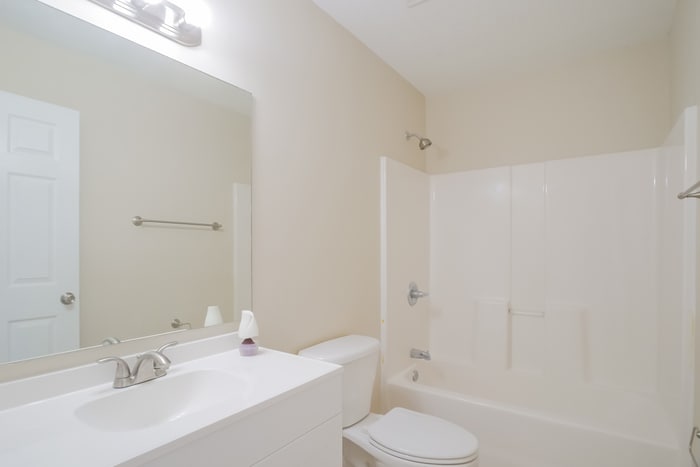 Building Photo - 1115 N Brevard St