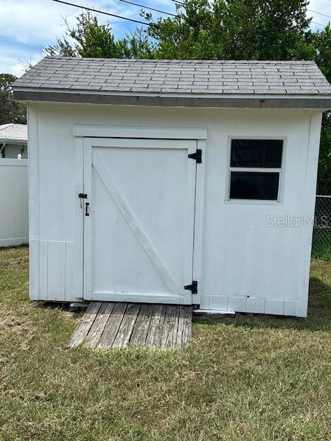 Building Photo - 1569 Cambridge Dr