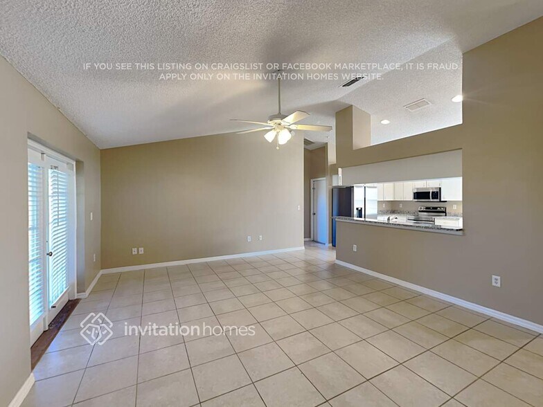 Building Photo - 120 Mango Ct