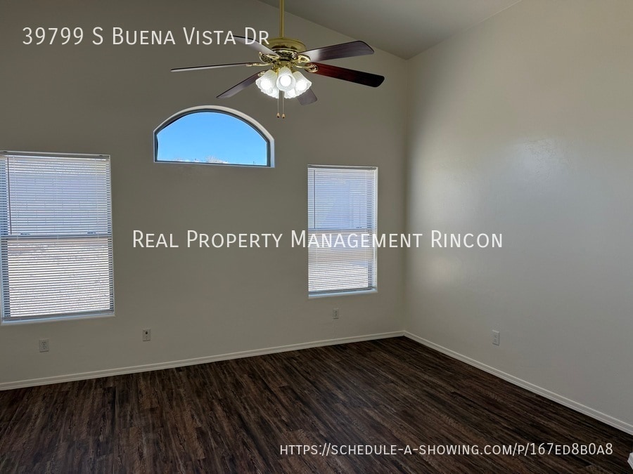 Building Photo - 39799 Buena Vista Dr
