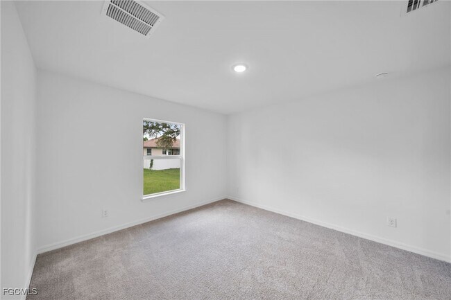 Building Photo - 3010 11th St SW