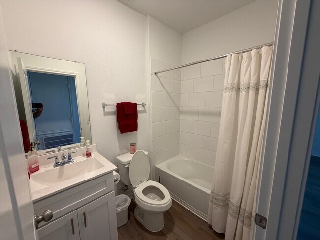 Building Photo - 14731 Maple Pond Pl