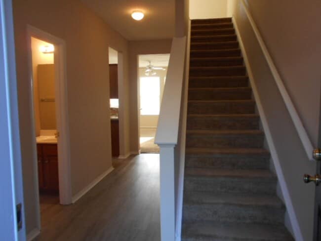 Building Photo - 3 bedroom, 3 bath townhome in Kiskadee Parke