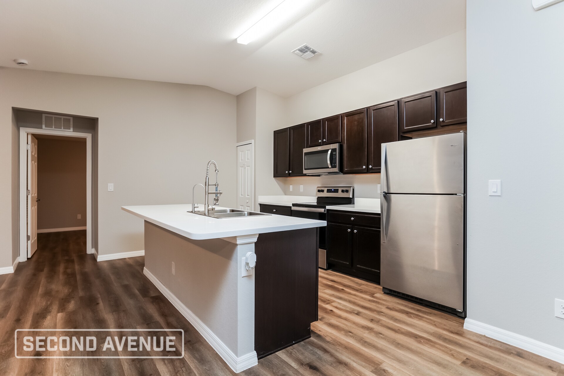 Building Photo - 14103 Hughes Ave