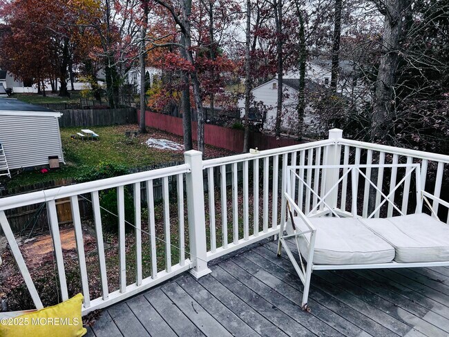 Building Photo - 891 Raleigh Dr