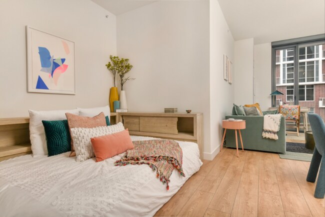 Building Photo - 788 W Madison St