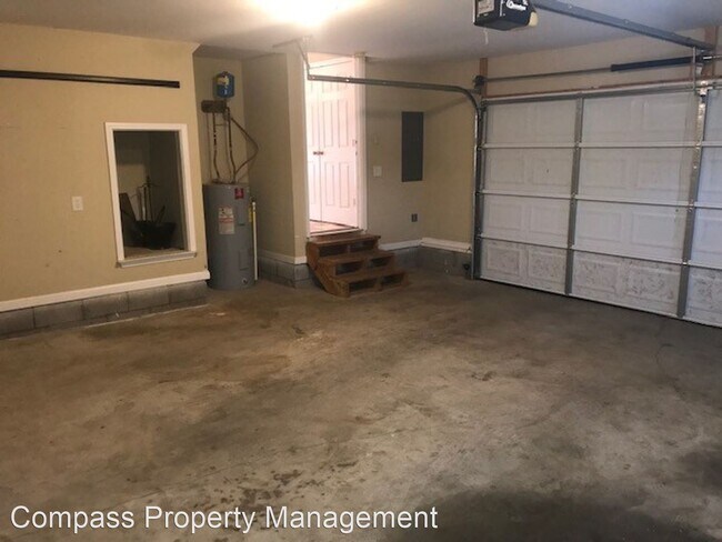 Building Photo - 3 br, 2 bath House - 401 Reagan Road