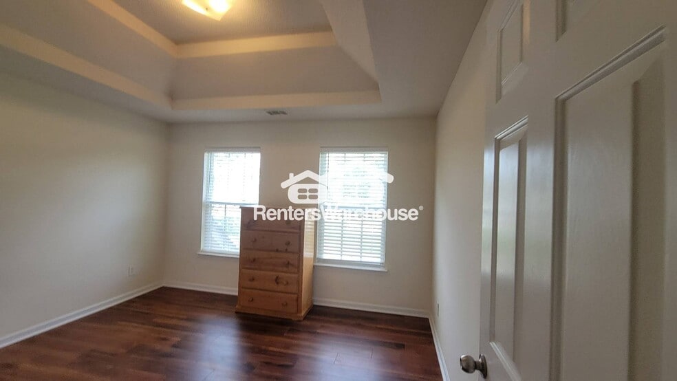 Building Photo - 118 Laughlin Dr