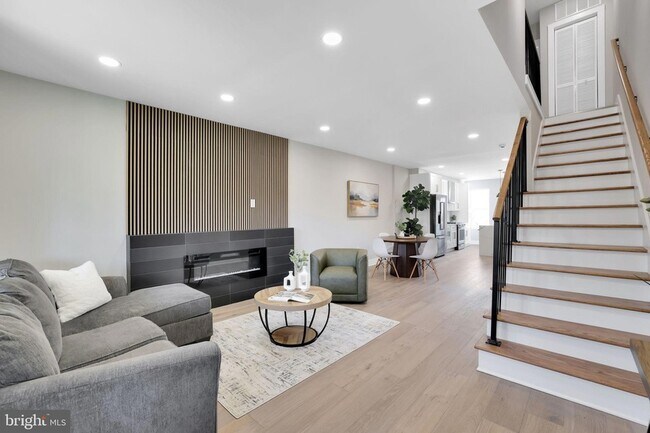 Building Photo - 5333 5th St NW