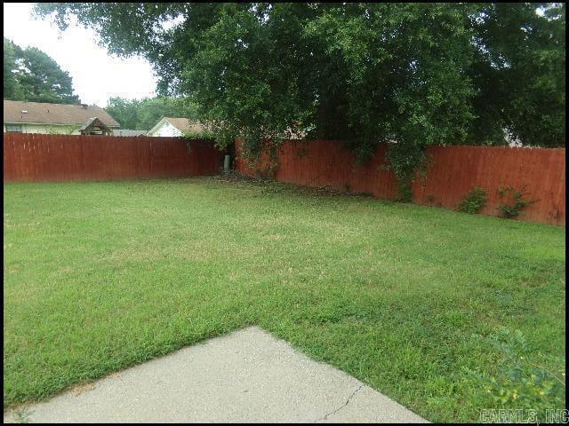 Building Photo - 13 Pheasant Run Dr