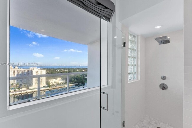 Building Photo - 4201 Collins Ave
